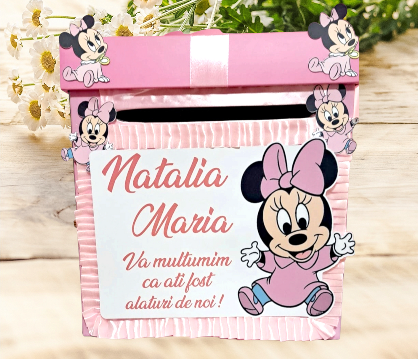 Cutie de dar botez tematica minnie