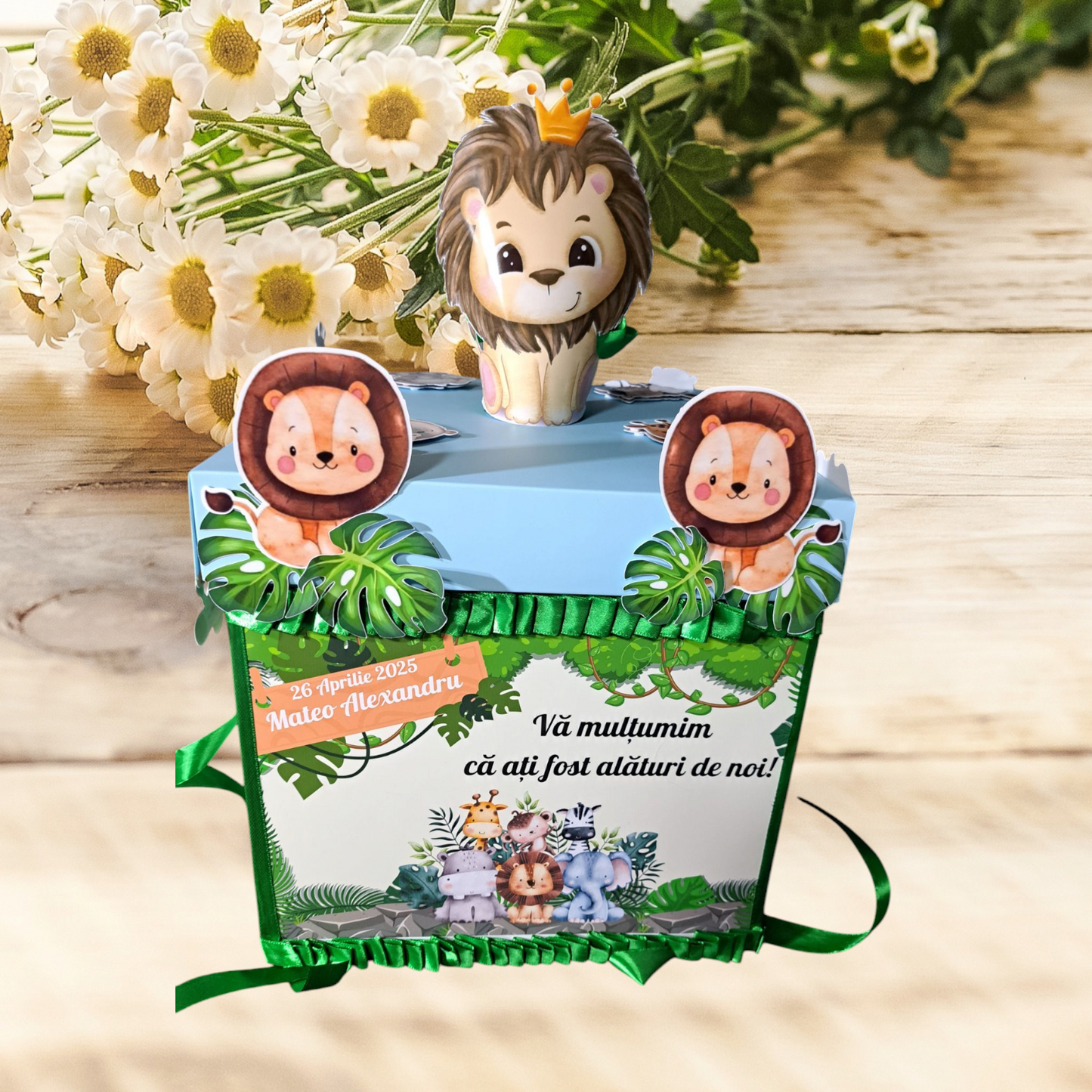 Căsuța de dar leu și animale safari