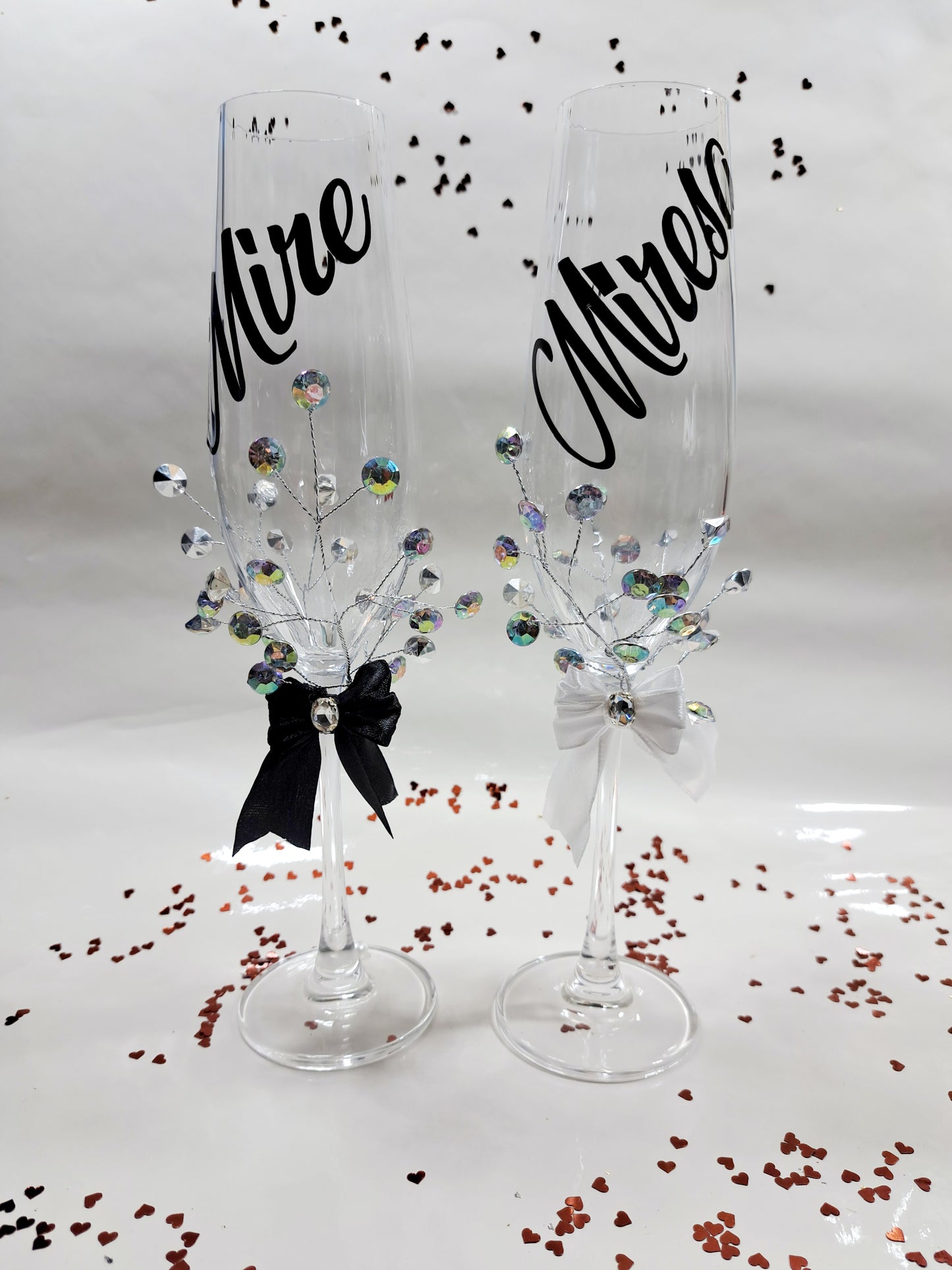 Pahare Mire și mireasă alb negru cristale